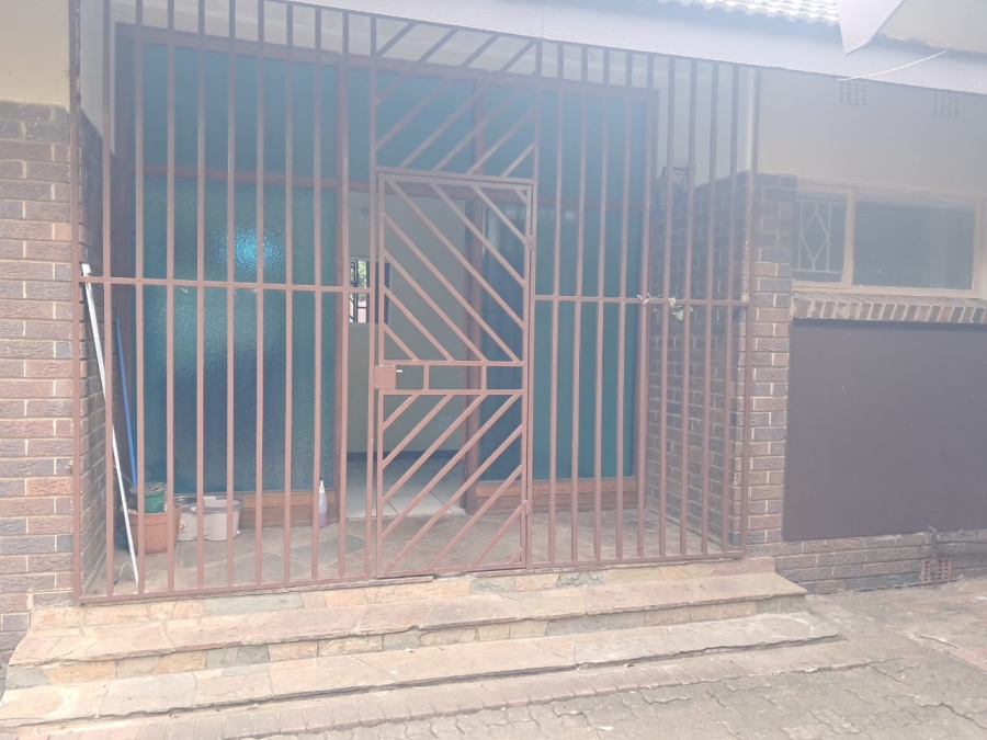 5 Bedroom Property for Sale in St Helena Free State